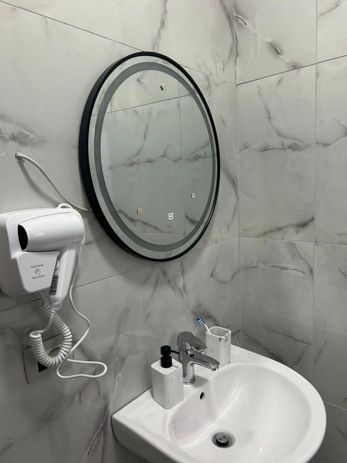 Guest House Lengo Gjirokaster Ngoại thất bức ảnh